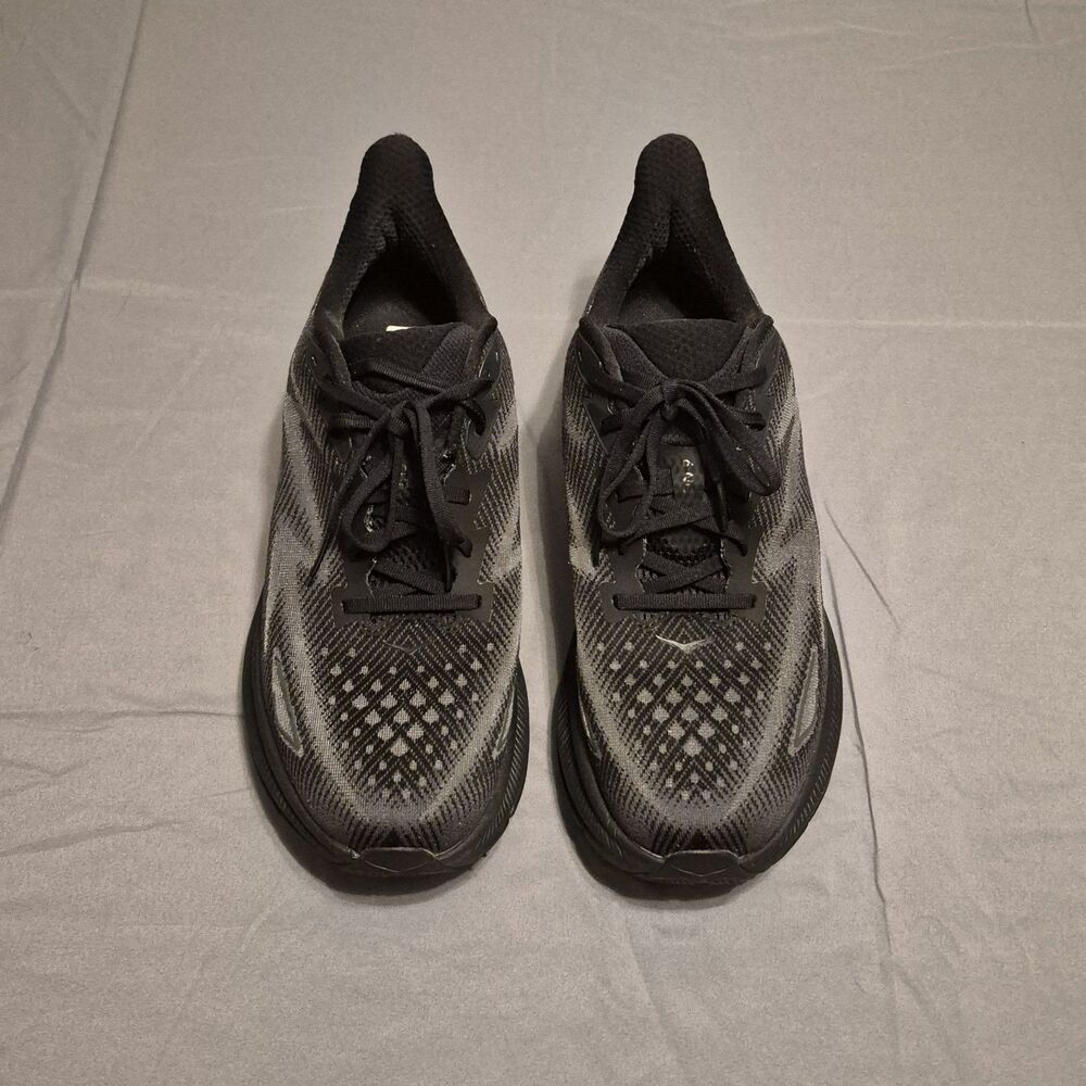 Hoka One One Clifton 9 Men Size 12 Black Athletic Running Sneakers 1127895BBLC